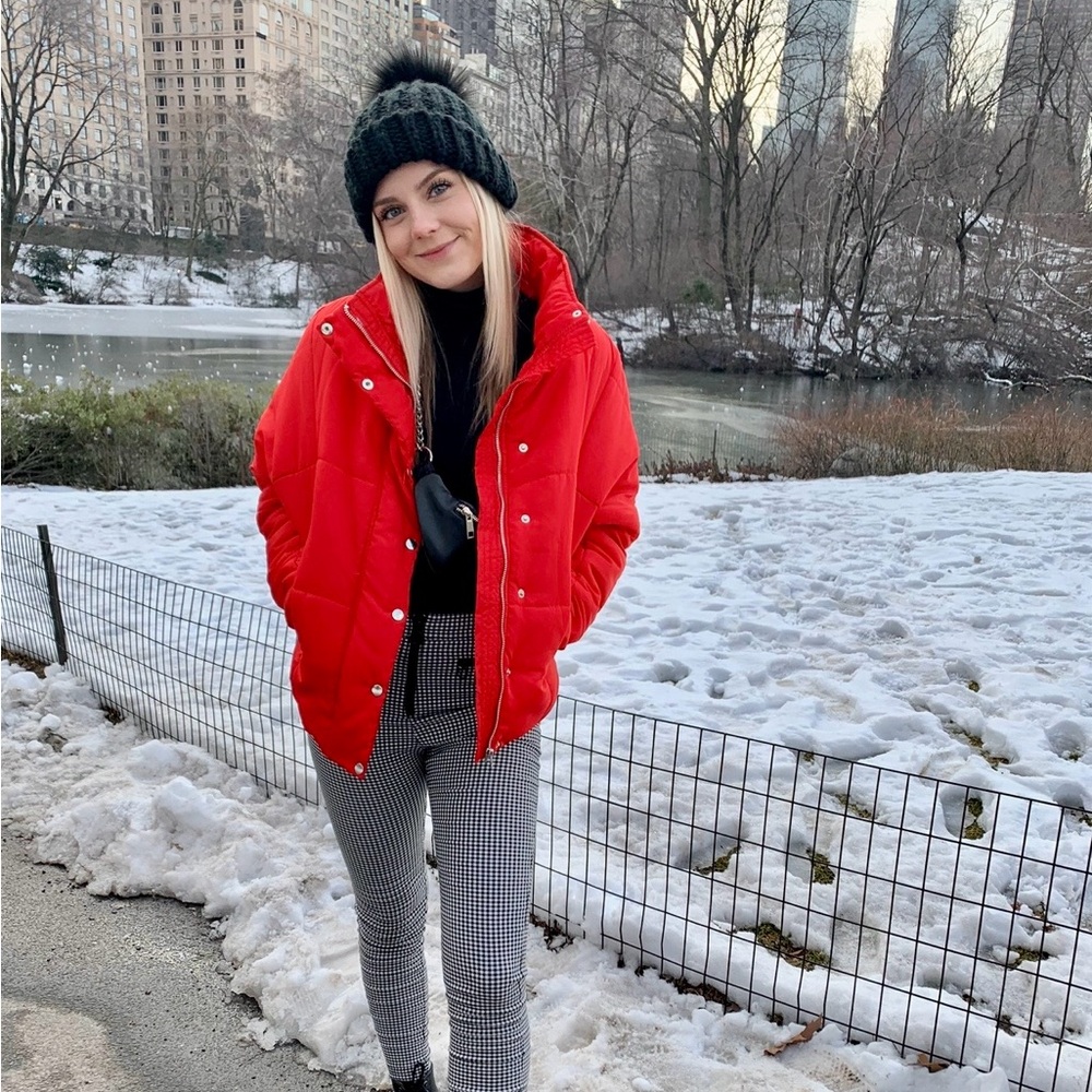Pretty Little Thing Red Puffer Jacket - Picture 6 of 6